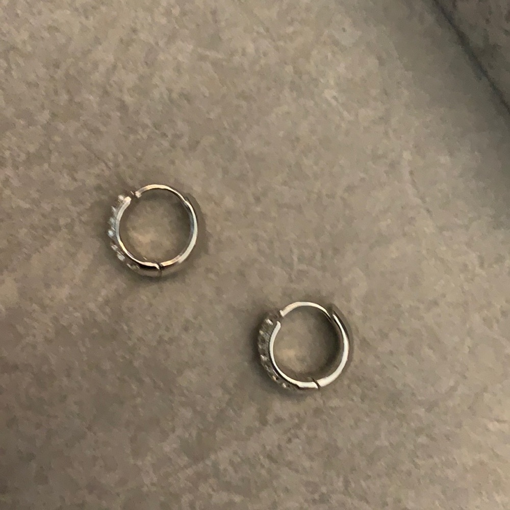 Earings